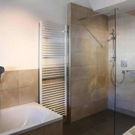 In With Steam Shower Apartamento